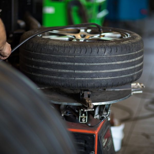 Tyre Changing & Balancing